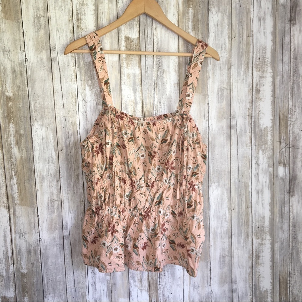 NWT Universal Thread Floral Cinched Waist Sleeveless Blouse